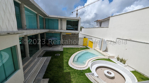 Ms: 24-3353 Vendemos Espectacular Y Nueva Casa En Loma Linda, El Hatillo. A=680m2, 4h, 5b, 11p.