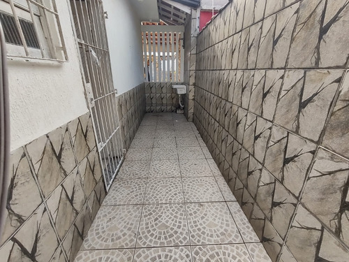 Imagem 14 de 23 de Casa Isolada 2 Dormitórios - Entrada 220 Mil - Caiçara - 100 Metros Do Mar - Amf23