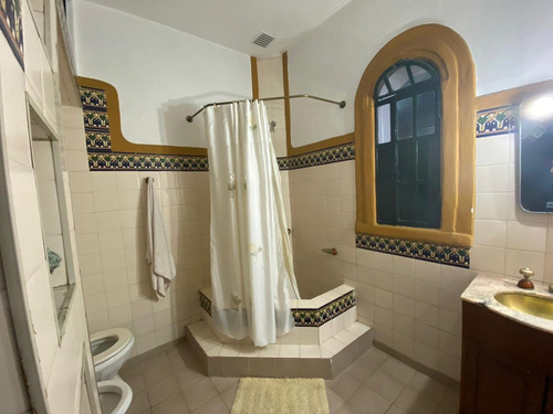 Imagen 17 de 20 de Hermoso Chalet En Venta A Metros Del Centro Comercial