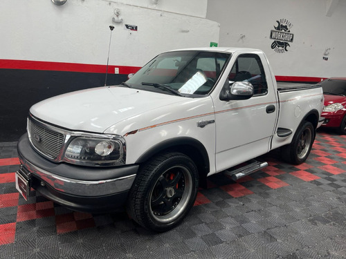 Ford F-150 5.4 Xlt Lariat Style Side