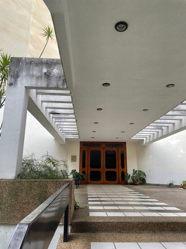 Imagen 2 de 24 de Se Vende Apto 106m2 2h+s/2b+s/1p La Campiña 3525