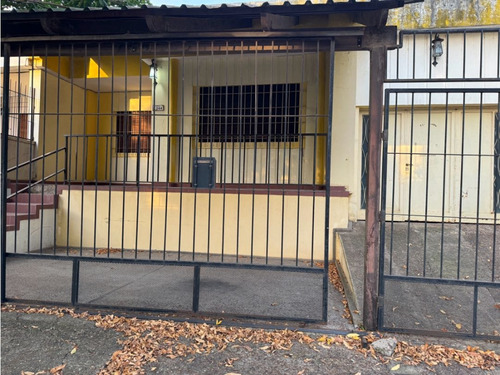 Vendo Casa En Concepción Del Uruguay, Entre Ríos