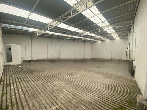 Terreno En Venta En Colonia Tlalnepantla Centro, Tlalnepantla De Baz, Estado De México