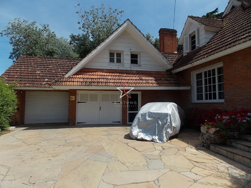 Casa, 5 Dormitorios, 5 Baños, Punta Del Este, Venta- Ref: 1019