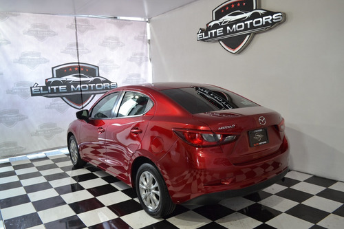 Imagen 10 de 15 de Mazda 2 I Touring 2019
