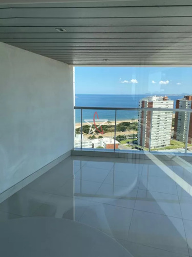 Alquiler Anual, Apartamento, 2 Dormitorios, 3 Baños, Punta De Este