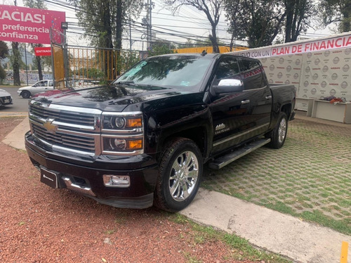 Imagen 1 de 12 de Chevrolet Cheyenne High Country 2015