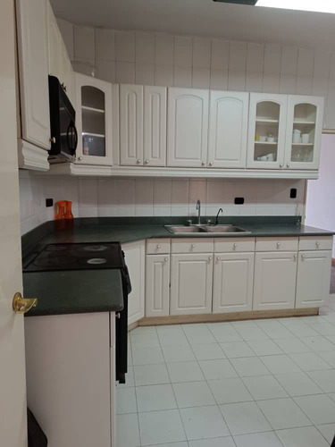 Apartamento En Venta Las Esmeraldas