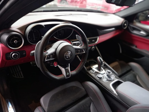 Alfa Romeo Giulia 2.9 V6 510cv Quadrifoglio