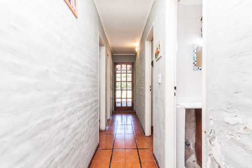 Encantadora Casa En La Martona