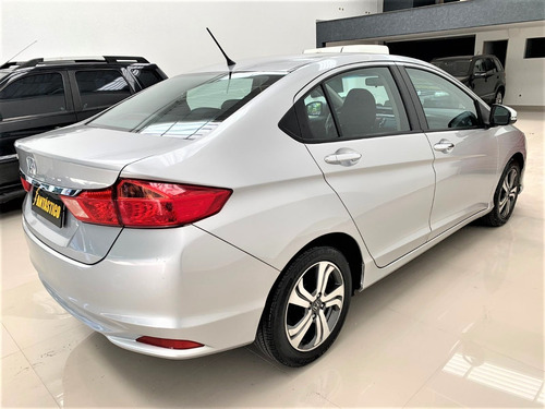 Imagem 3 de 14 de Honda City