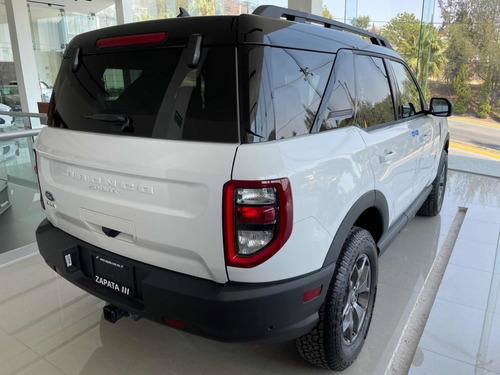 Imagen 5 de 13 de Ford Bronco Bad Lands