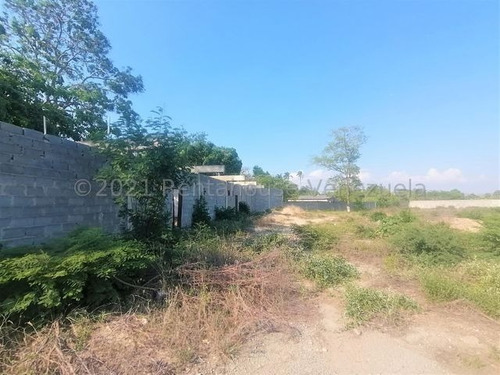 Imagen 10 de 30 de Excelente Terreno En Via Principal En Cabudare, Sector El Cercado, Cod. 22-6902, Arnaldo Lopez Tlf. 04245257450, Lara, Venezuela