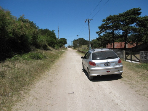 Imagen 6 de 6 de Excelente Lote Frente Al Mar San Clemente (cod 571)