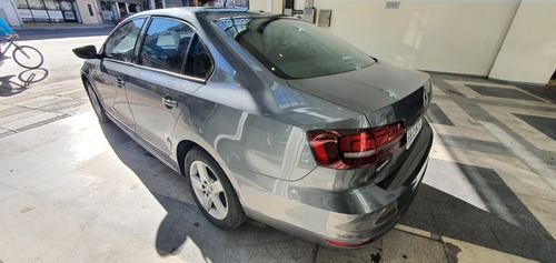 Imagen 6 de 12 de Volkswagen Vento 1.4 Comfortline Dsg 2017 Ft