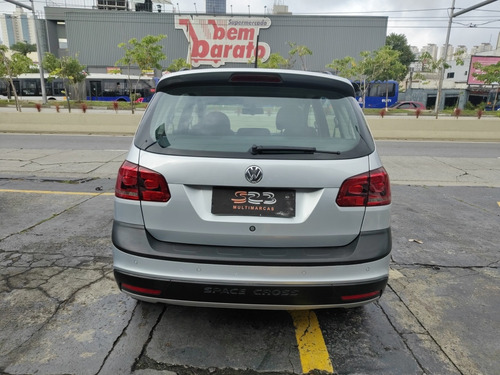 Volkswagen Space Cross 1.6 16v Msi Total Flex 5p
