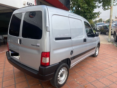 Peugeot Partner 1.6 Hdi Furgon Confort 2019 Imp 43.000 Kms