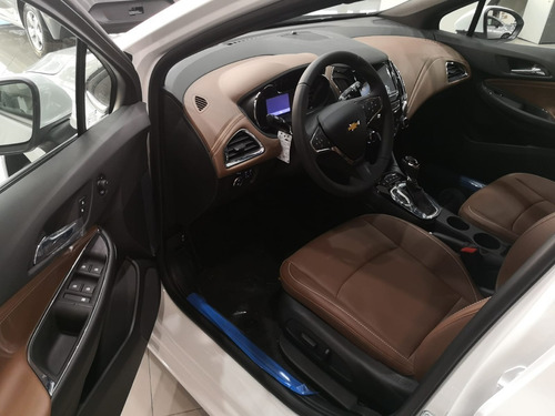 Imagen 9 de 16 de Chevolet Cruze 5 Puertas Turbo Premier #pcp