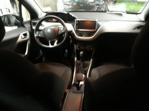 Imagen 7 de 8 de Peugeot 2008 Allure