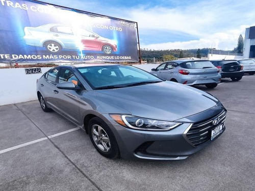 Imagen 8 de 10 de Hyundai Elantra Sedan 4p Gls L4/2.0 Aut