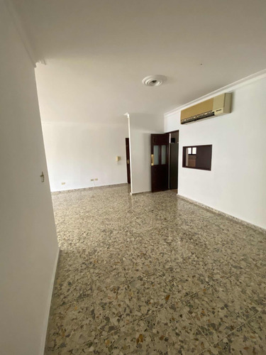 Apartamento Clásico En Alquiler En Naco Vacío