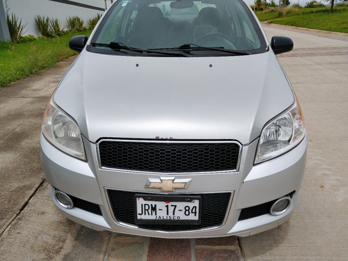 Imagen 2 de 13 de Chevrolet Aveo 2015
