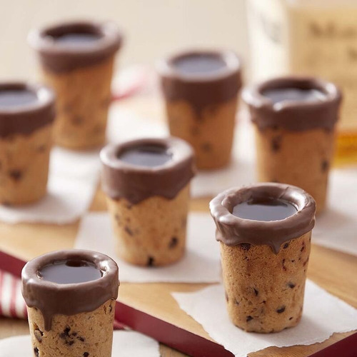 Imagen 4 de 7 de Molde Vaso Shot Copas De Galletitas Wilton Titanweb