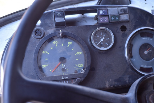 Mercedez Benz 1519