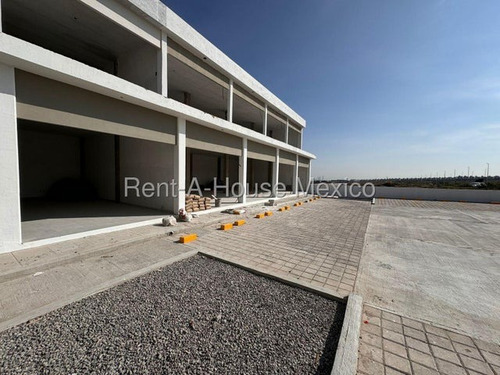 Local Comercial De 38 Metros - El Mirador, Renta | Ml