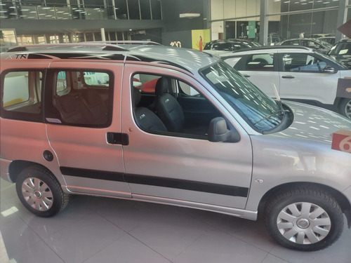 Imagen 2 de 20 de Citroën Berlingo Multispace Xtr Hdi No Kangoo No Partner (s)