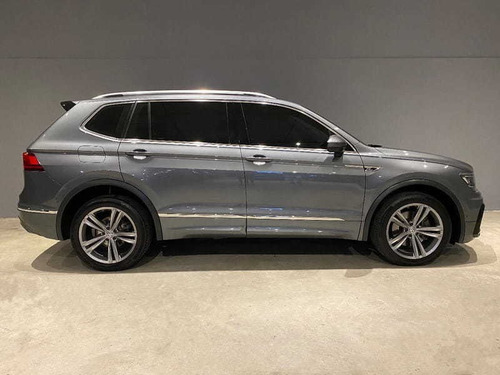 Imagem 5 de 15 de Volkswagen Tiguan Allspace R-line 350 Tsi