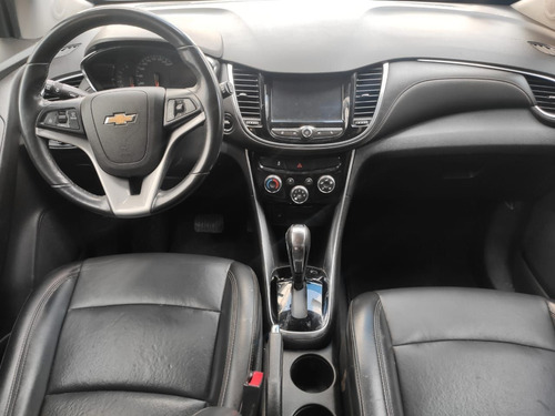 Imagen 4 de 10 de Chevrolet Trax 2019 1.8 Premier Piel At
