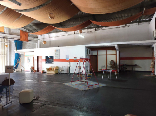 Imagen 10 de 11 de Local Comercial A Una Cuadra Del Polideportivo De Villa Allende. Sin Expensas!