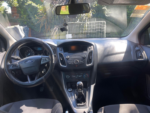 Ford Focus III 1.6 Sedan S
