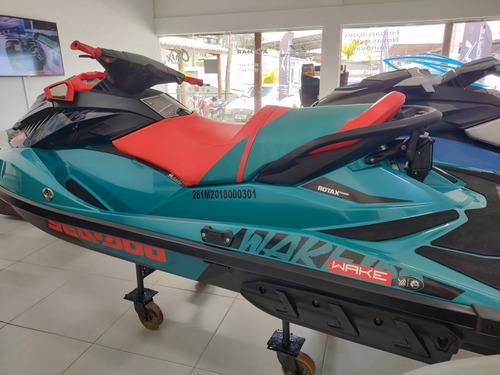 Imagem 2 de 11 de Jet Seadoo Wake 155 2018 Com 55h