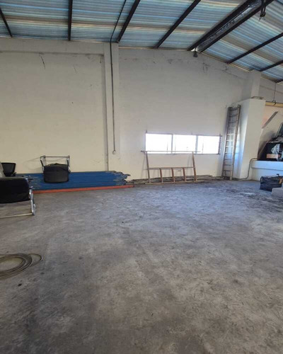 En Venta Galpon Industrial Ubicado En Zona Industrial Las Caracaritas Los Guayos Carabobo. St