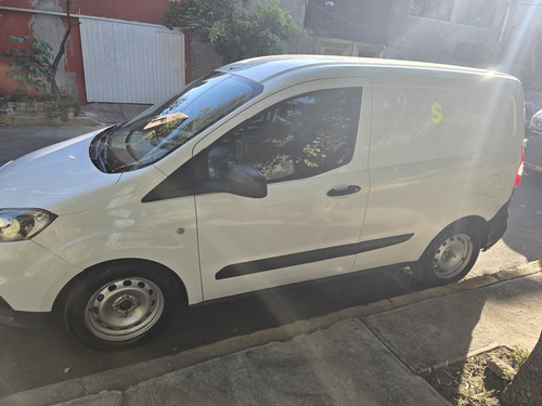 Ford Transit Courier 1.0 L3 2pl Courier