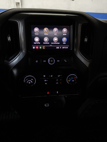 Chevrolet Silverado 4.3 WT Dob Cab V6 4x4