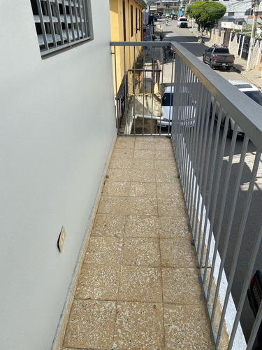 De Oportunidad Este Apartamento De 3 Niveles En Santiago