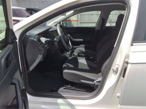 Volkswagen Polo 1.0 MPI MANUAL