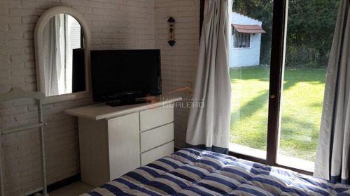 Casa De 3 Dormitorios Con Barbacoa En Alquiler Anual Y Venta En Jardines De Córdoba - Ref: 26331