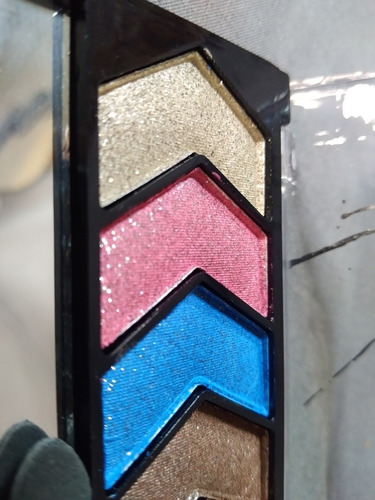 Paleta De Sombras 8 Colores Brillantes Role Rose Negro Inten