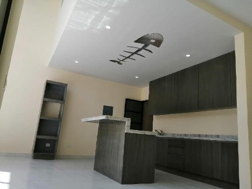 Imagen 13 de 21 de Casa En Venta En Playa Del Carmen