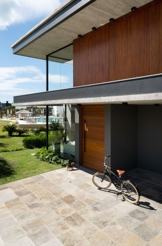 Imagem 12 de 30 de Casa À Venda Em Xangri-lá - Ca00969 - 34941977