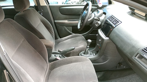 Citroën C4 1.6 Glx Flex 5p