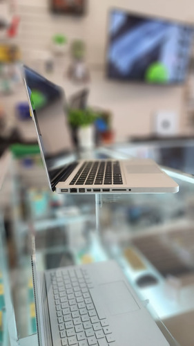 Macbook Pro 2012 PuLG 13, Core I7 16ram 1terassd (Reacondicionado)