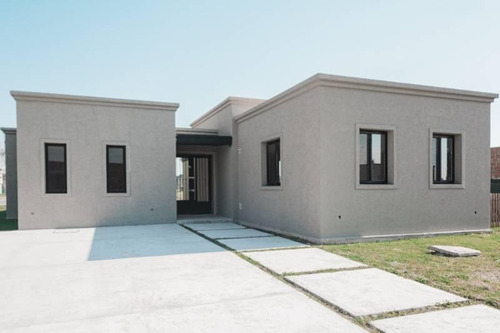 Casa Al Lago En Venta En San Matias