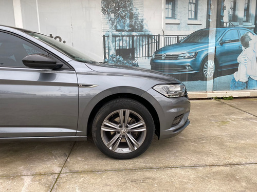 Imagen 11 de 14 de Volkswagen Jetta R-line 1.4l 150hp Tip 2019