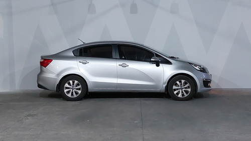 Kia Rio 1.6 Ex Mt