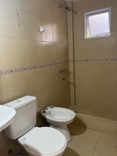 Imagen 5 de 9 de Departamento Monoambiente Al Frente.